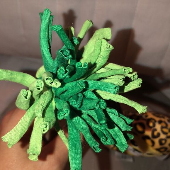 PetShoppe Cuddle Tug Dog Pet Squeaky Leopard Teddy Tree Hugging Toy - Picture 11 of 12